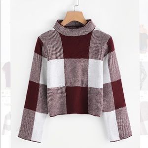 Gingham crop sweater